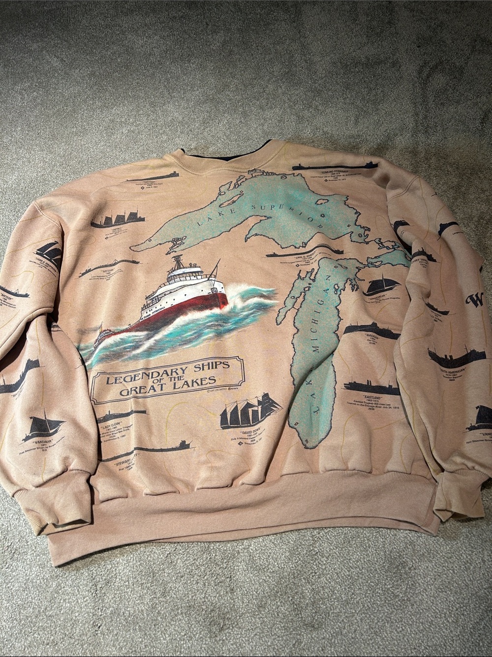 Vintage Tan Great Lakes Graphic Sweatshirt